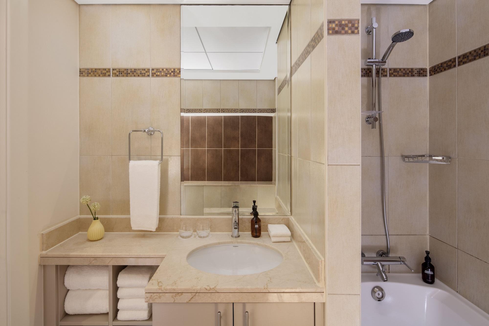 Staybridge Suites Dubai Internet City Luaran gambar
